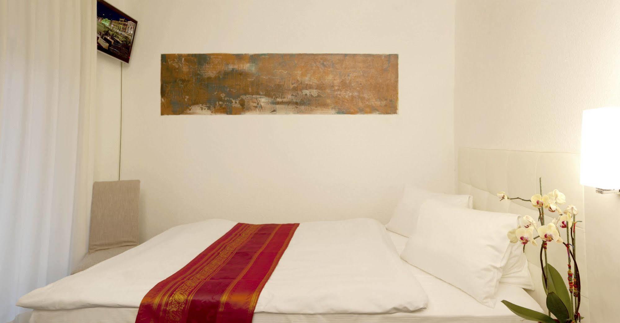 Hotel America Локарно Экстерьер фото