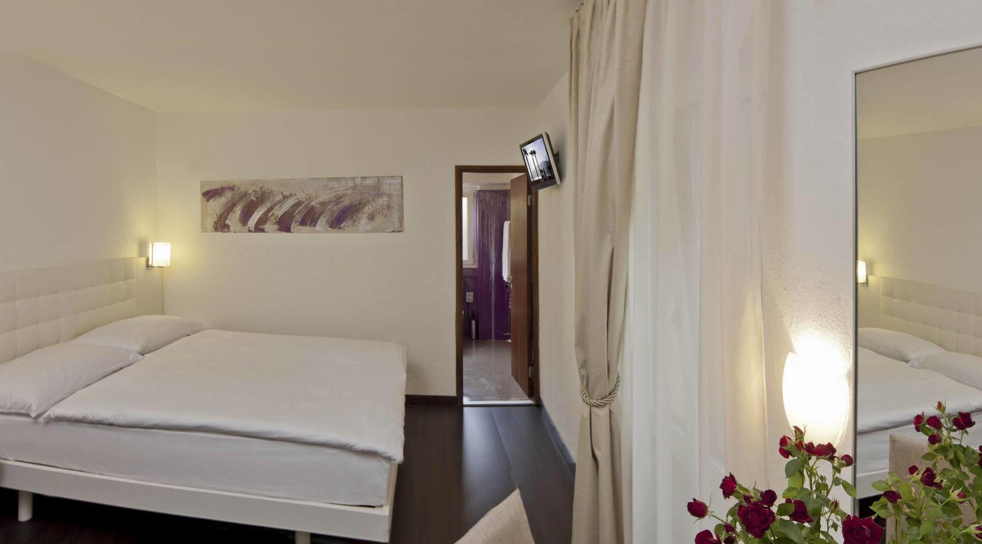 Hotel America Локарно Экстерьер фото